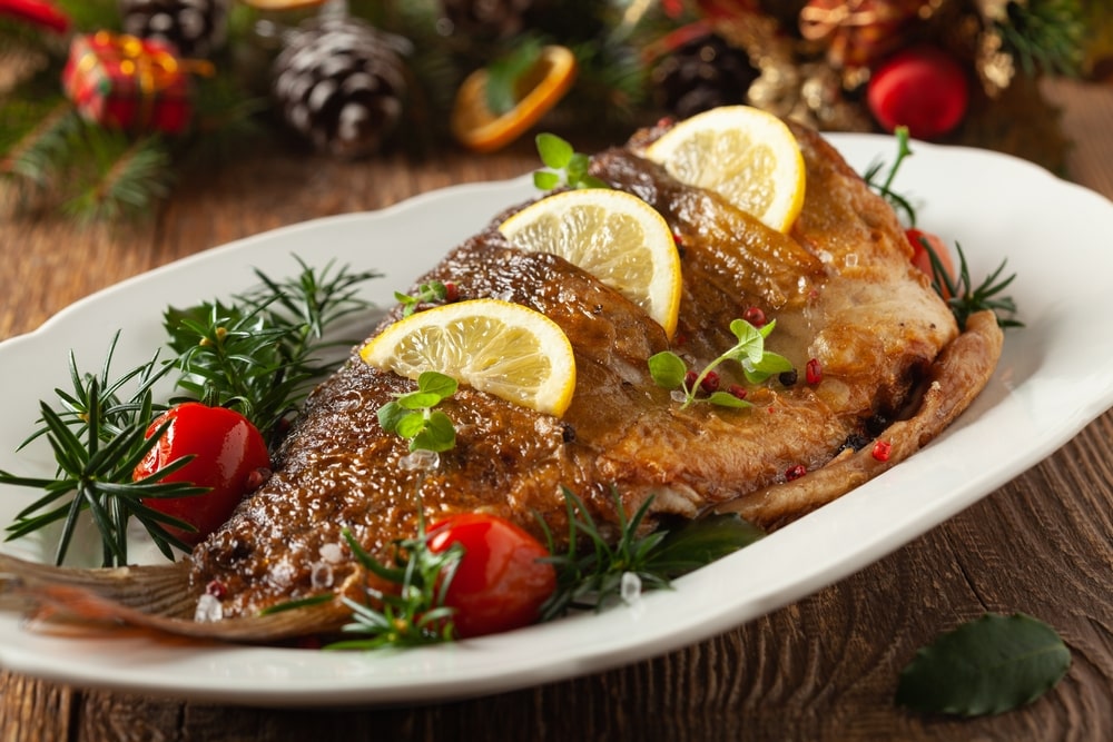 ryby-na-wigilijnym-stole-tradycje-przepisy-i-znaczenie-karpia-w-polskiej-kuchni